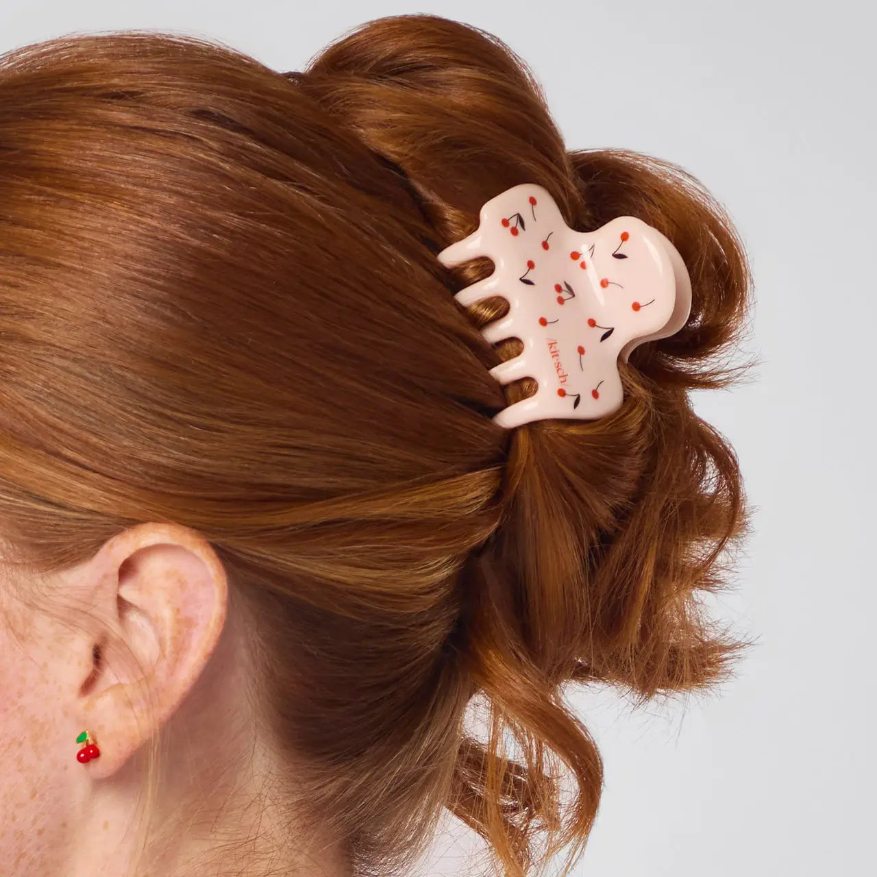 Kitsch Medium Cherry Clip