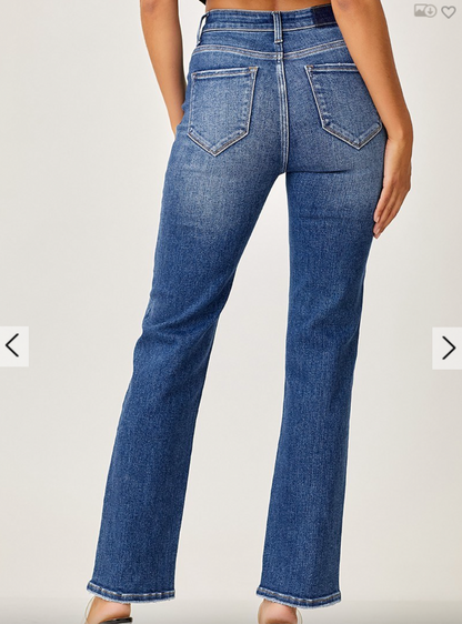 Mid-Rise Slim Relaxed Straight Jeans